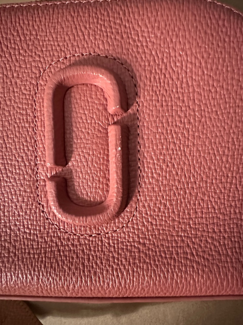 Marc Jacobs Coral Pink Leather Crossbody with Tan Strap - Picture 7 of 7